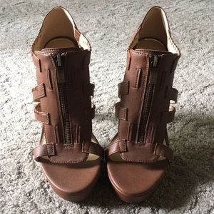 Jessica Simpson heals